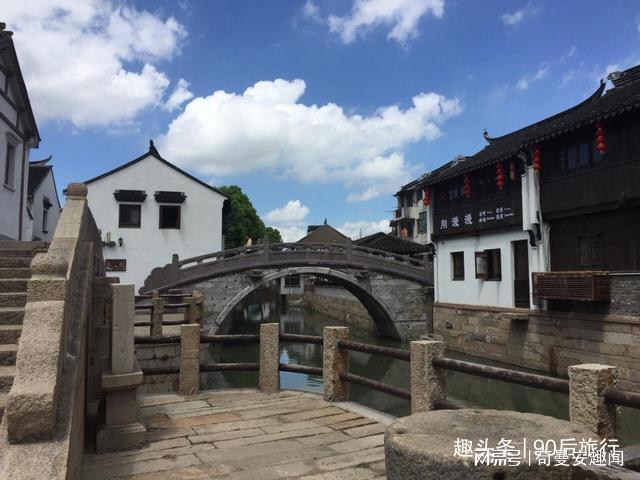 湖北大爷传承刺绣手艺70年,如今一月拿3000元退休金,倒贴钱收徒